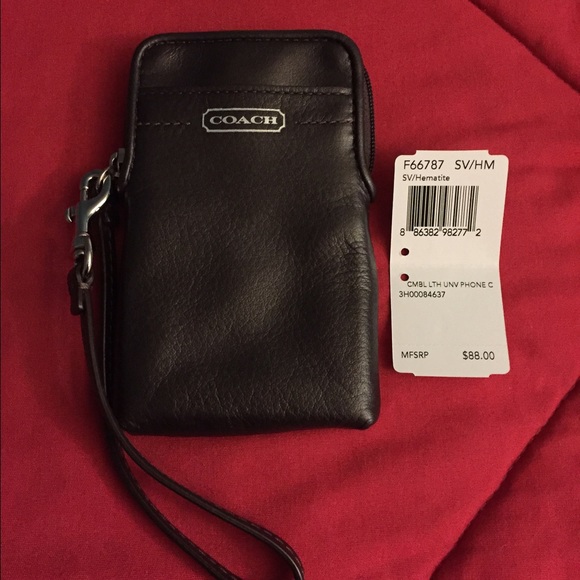 Coach Accessories - Final Price!! New! COACH Leather phone case