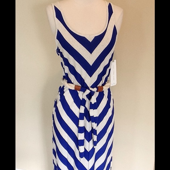 Almost Famous Dresses & Skirts - FLASH SALE! Almost Famous Maxi Dress - NEW!