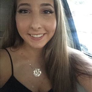 Meet your Posher, Loren
