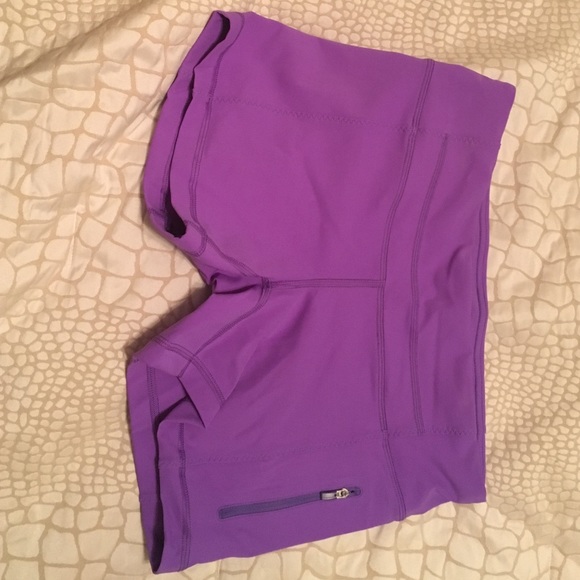 Lululemon spandex shorts