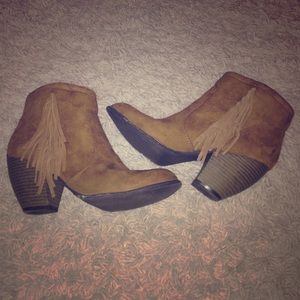 Tan Suede Fringed Booties