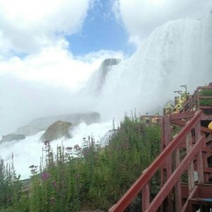 Meet your Posher, Denise