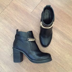 Kurt Geiger booties