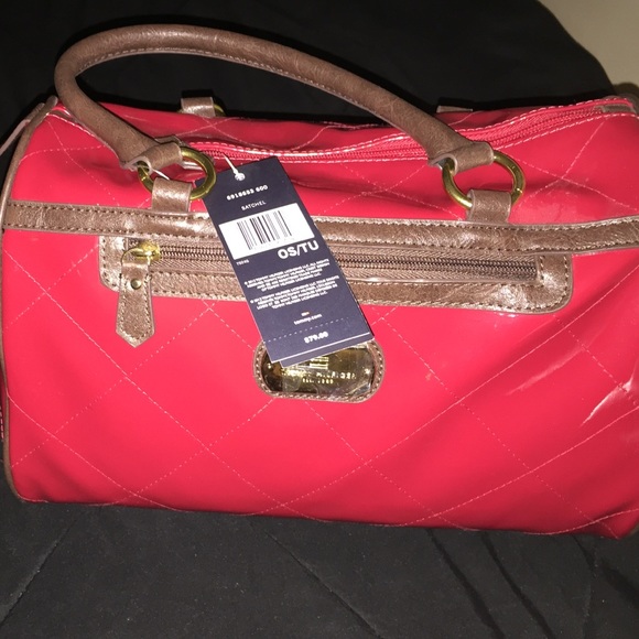TOMMY HILFIGER RED PATIEN LEATHER HANDBAG