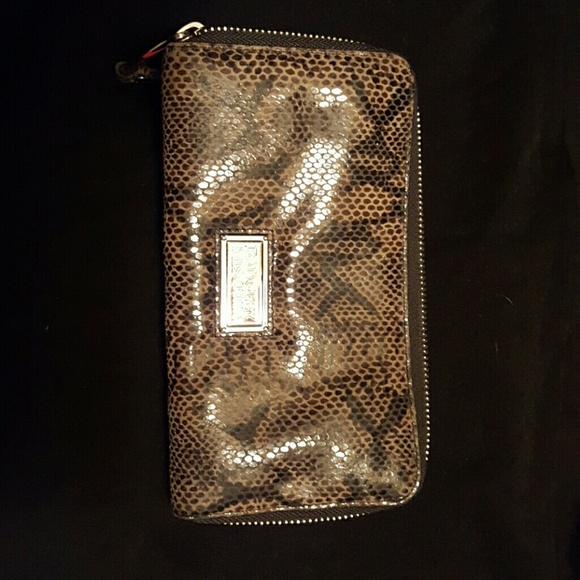 Snake skin wallet