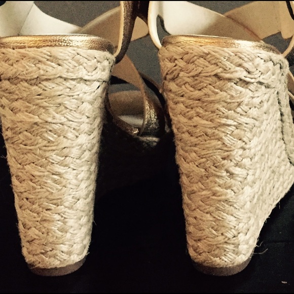 ❌❌❌❌🚫SOLD🚫❌❌❌❌Michael Kors Wedges Sz8 - Picture 3 of 3