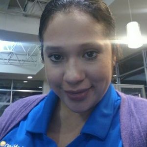 Meet your Posher, Veronica