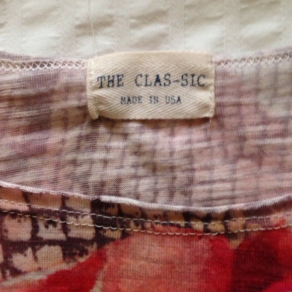 Cropped top with rose design - Picture 3 of 3