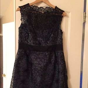 Adrianna Papell lace dress. EUC Beautiful!