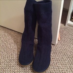 Navy Blue Sweater/Knit UGGS