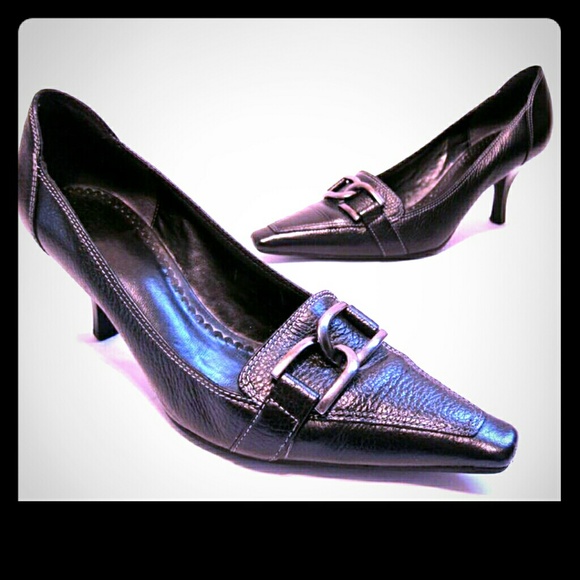 BCBG Paris Women's black leather heels