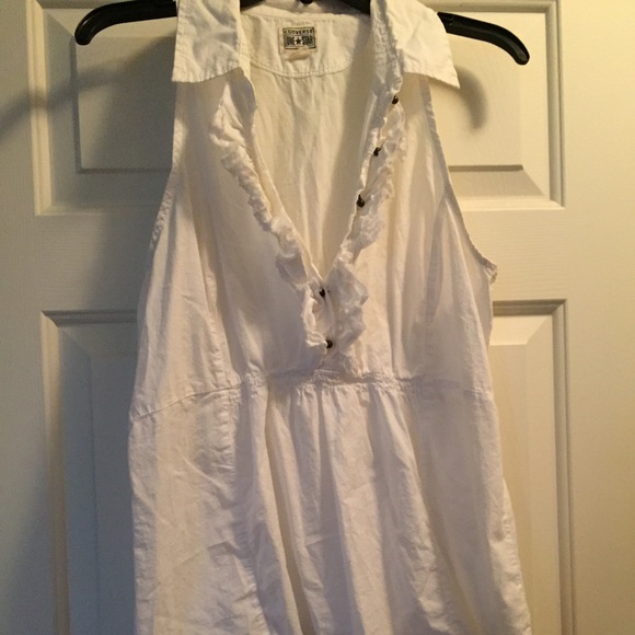 ❌Sold❌Converse ruffle tank