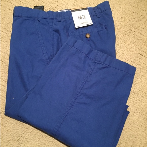 Men's classic fit pants, size 32/30