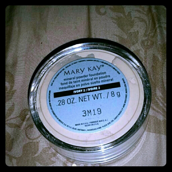 Mary Kay mineral foundation
