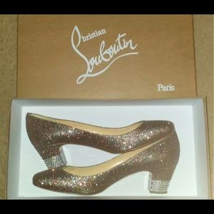 Kee kee\u0026#39;s Closet on Poshmark - @keekee0914  