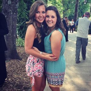 Meet your Posher, Carrie