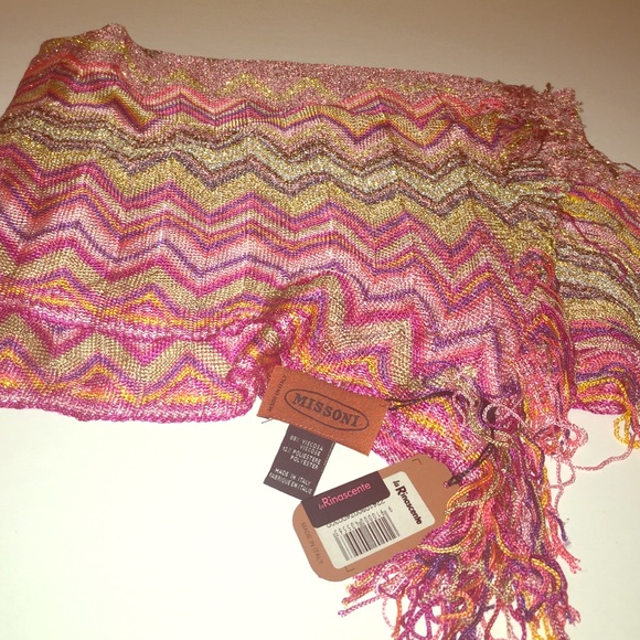 Authentic MISONI BRAND NEW Beautiful colorful shaw