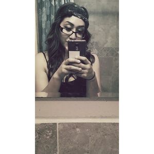 Meet your Posher, Jeanelle