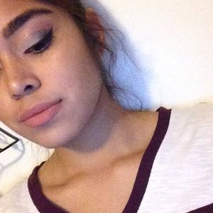 Meet your Posher, Melisa