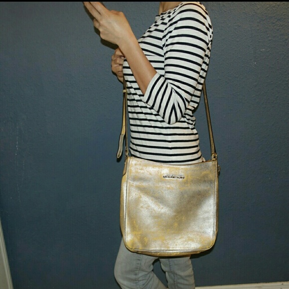 Michael Kors Handbags - Metallic Michael Kors crossbody