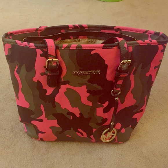 SOLD -- MK CAMO Fuchsia Pink Handbag Tote & Wallet