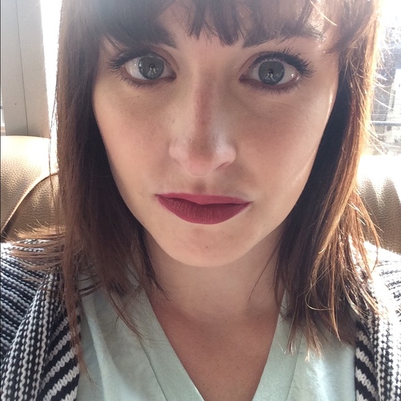 Meet your Posher, Kari