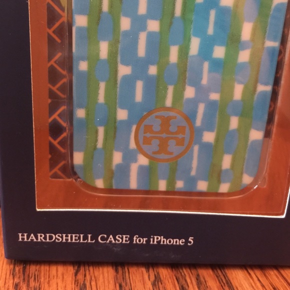 Tory Burch painted link hardshell for IPhone 5 - Picture 3 of 4