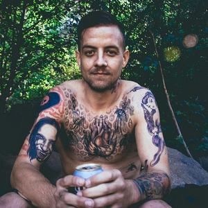 Meet your Posher, Eric