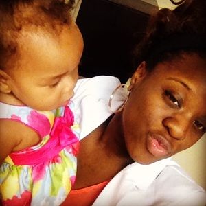 Meet your Posher, Toya