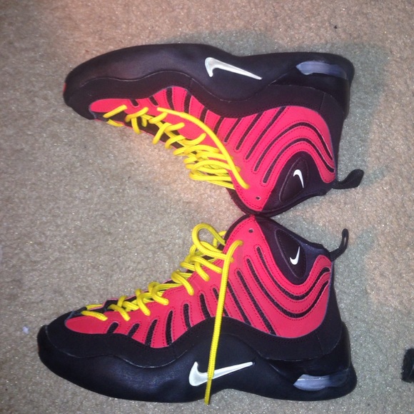 Nike Air BAKINS !! (Brand New)