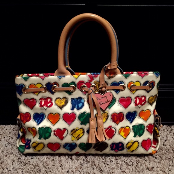 NEW DOONEY & BOURKE MUTI-COLOR SWEETHEART HANDBAG