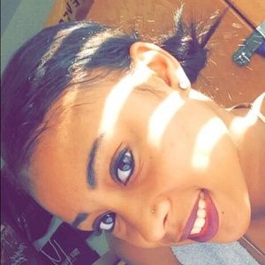 Meet your Posher, Jasmine