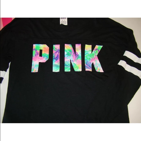 🚫SOLD🚫NEW PINK VS OPEN BACK LONG SLEEVE SHIRT - Picture 3 of 4