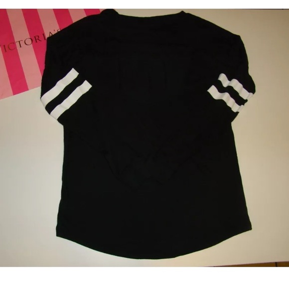 🚫SOLD🚫NEW PINK VS OPEN BACK LONG SLEEVE SHIRT - Picture 4 of 4