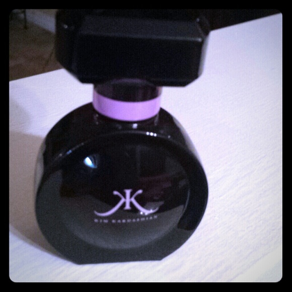 Kim kardashian perfume