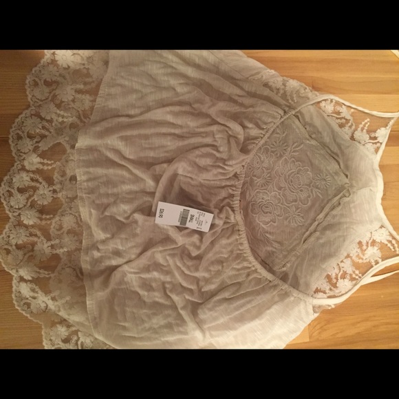 Top - Picture 3 of 4