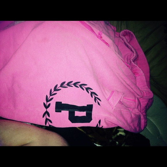 Vs pink sweats on Hold!! Don't buy