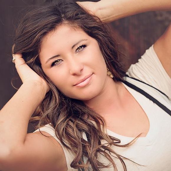 Meet your Posher, Tara