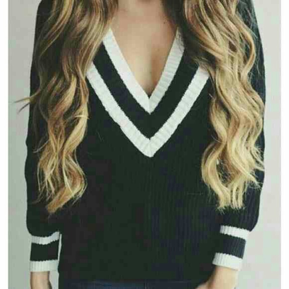 V NECK VARSITY SWEATER