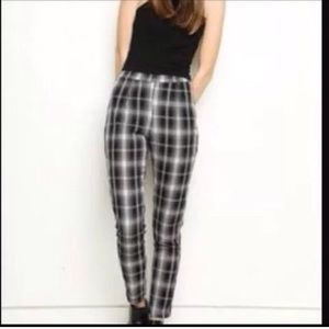 Brandy Melville plaid leggings pants