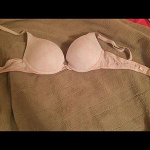 32B push-up bra from Pink