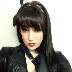 Meet your Posher, Kara