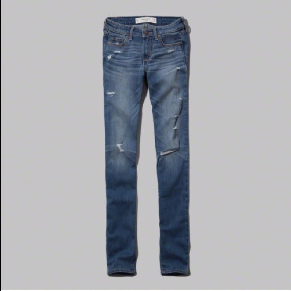 Brand New A&F Slone Skinny Jeans Size 12s.