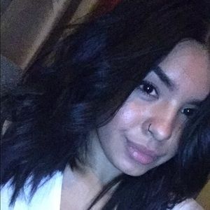 Meet your Posher, Luz