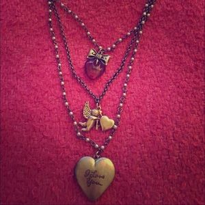 Betsey Johnson VINTAGE I love you pearl necklace👑