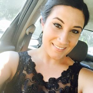 Meet your Posher, Alexandra