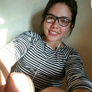 Meet your Posher, Fernanda