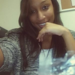 Meet your Posher, Samantha