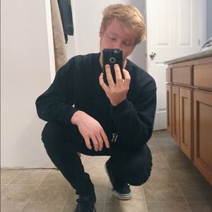 Meet your Posher, Skylar