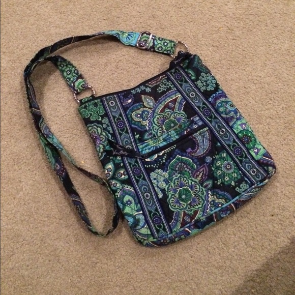 Vera Bradley hipster cross body in Blue Rhapsody
